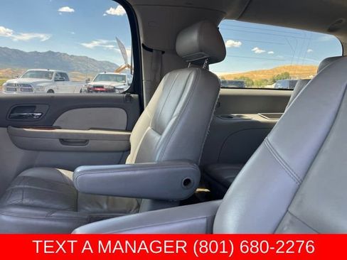 Used 2008 Chevrolet Suburban LTZ w/ LTZ Preferred Equipment Group AWD/4WD image 16