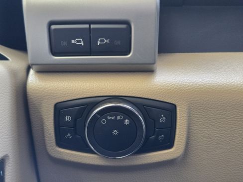 Certified 2018 Ford F150 Lariat w/ Equipment Group 502A Luxury RWD image 17