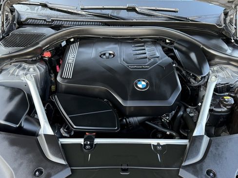 Used 2021 BMW 530i w/ Convenience Package image 35