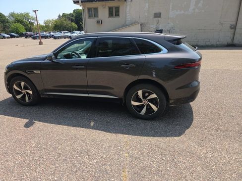 Used 2023 Jaguar F-PACE S AWD/4WD image 11