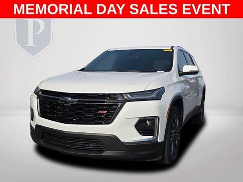 Used 2023 Chevrolet Traverse RS AWD/4WD image 11