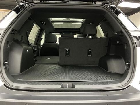 New 2027 Chevrolet Equinox LT w/ Safety and Technology Package AWD/4WD image 34