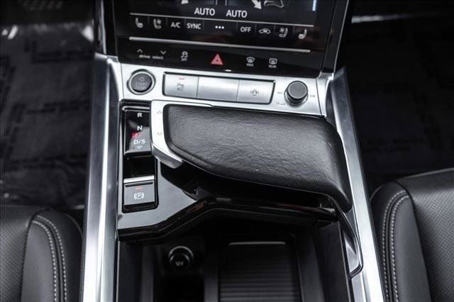 Used 2024 Audi Q8 e-tron Premium Plus AWD/4WD image 20