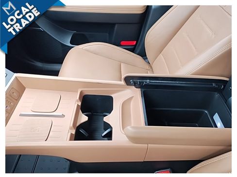 Used 2024 Hyundai Santa Fe Limited AWD/4WD image 18