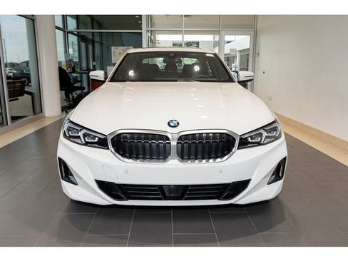 New 2025 BMW 330i xDrive Sedan w/ Convenience Package image 42