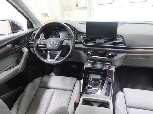 Used 2024 Audi Q5 2.0T Premium w/ Convenience Package AWD/4WD image 15