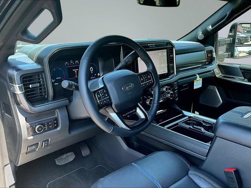 New 2026 Ford F250 Platinum AWD/4WD image 7