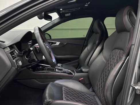 Used 2024 Audi S4 Premium Plus w/ Premium Plus Package image 11