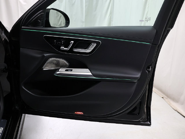 Used 2026 Mercedes-Benz E 450 4MATIC Sedan image 33