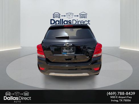 Used 2019 Chevrolet Trax LT w/ Redline Edition FWD image 7