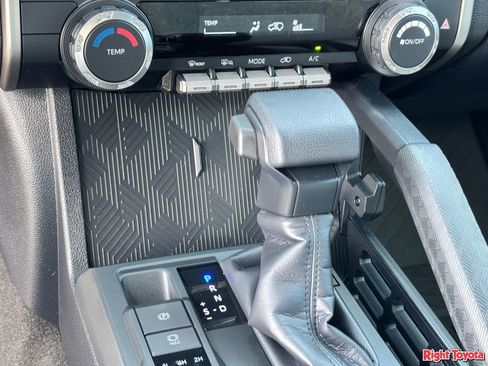 Certified 2026 Toyota 4Runner SR5 AWD/4WD image 29