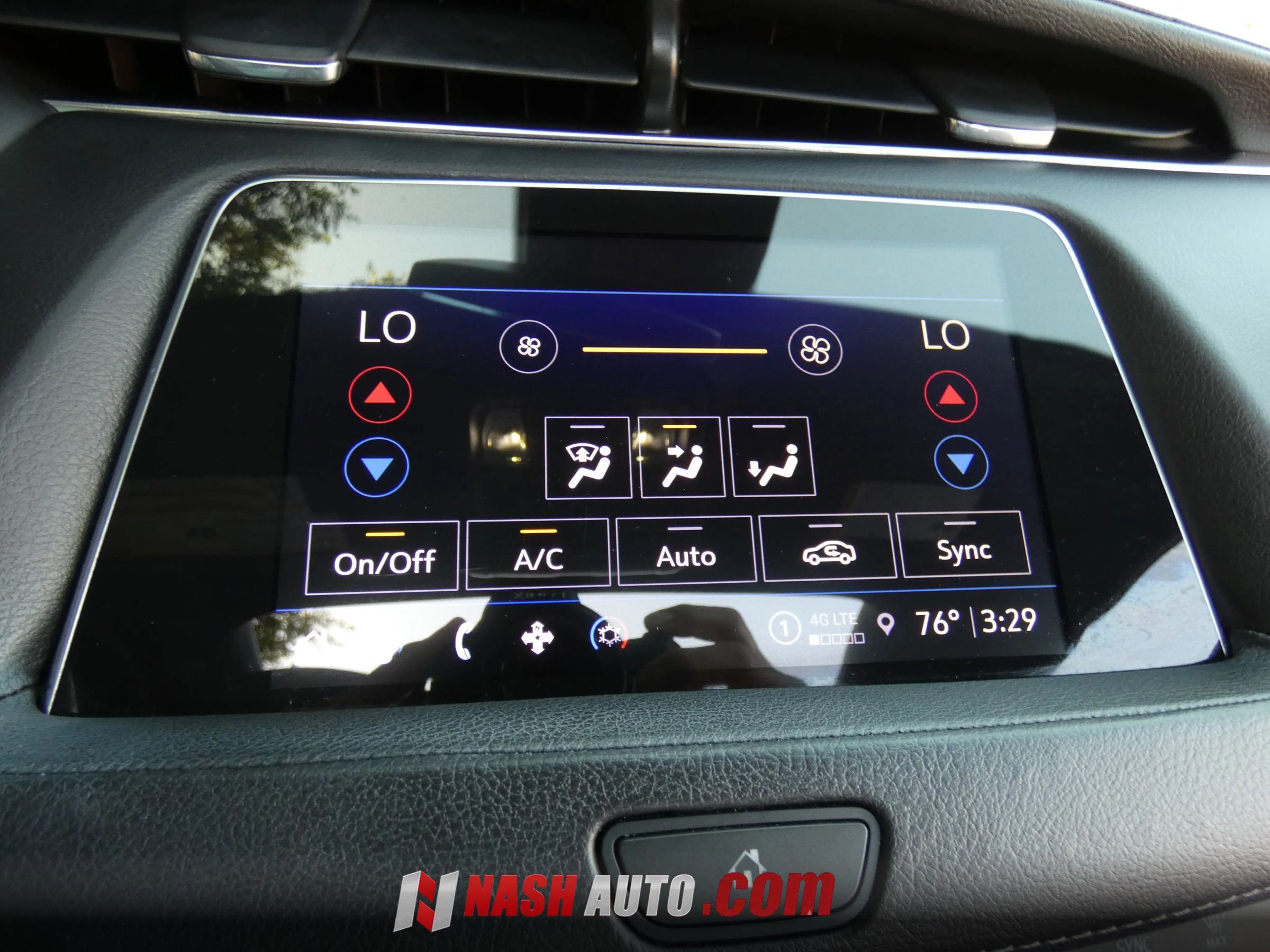 Used 2023 Cadillac XT4 Luxury w/ Cold Weather Package FWD image 58