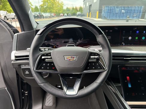 Used 2025 Cadillac Escalade V w/ LPO, ONYX Package AWD/4WD image 10