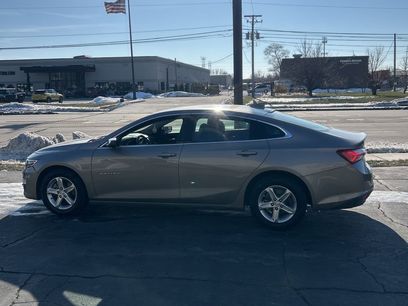 Used 2022 Chevrolet Malibu LT