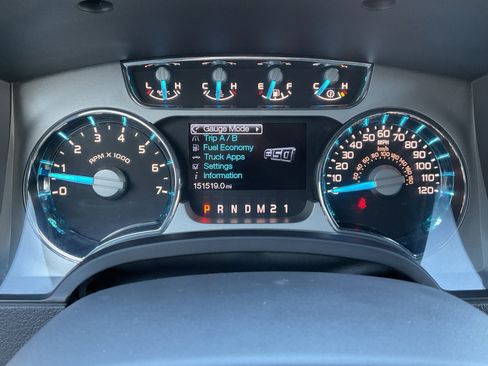 Used 2014 Ford F150 Platinum image 20