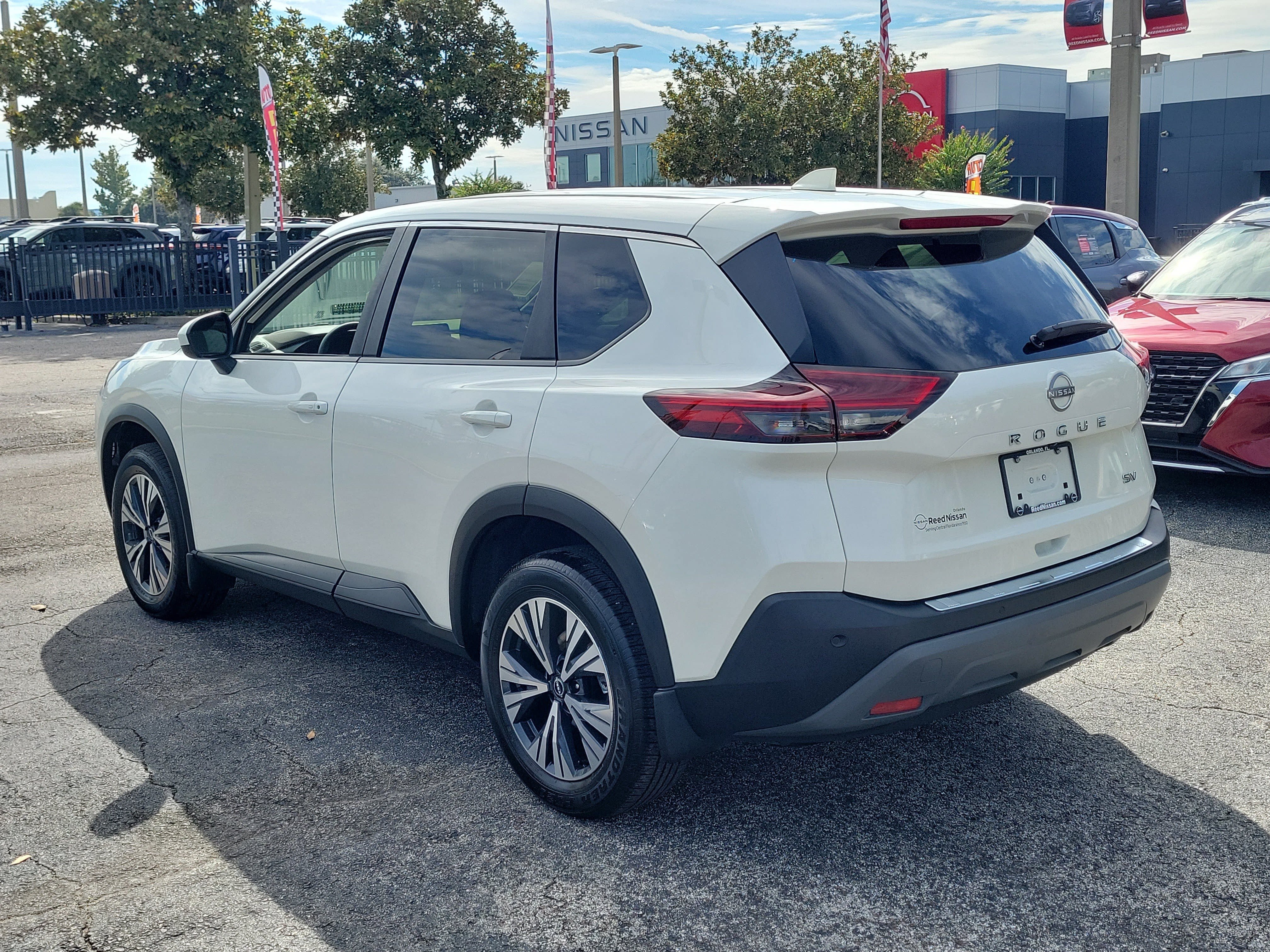 Certified 2023 Nissan Rogue SV FWD image 7