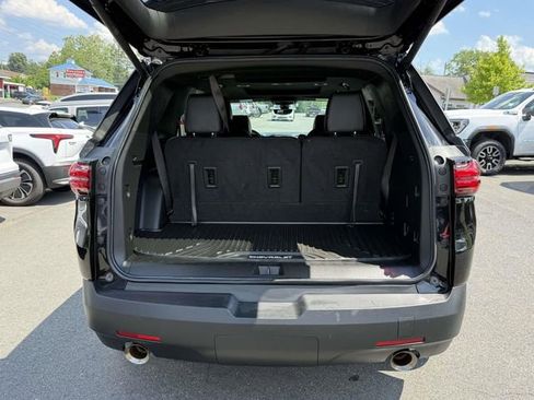 Certified 2023 Chevrolet Traverse RS AWD/4WD image 13