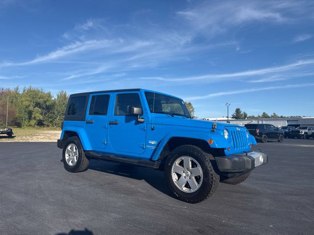 Used 2011 Jeep Wrangler Unlimited Sahara w/ Trailer Tow Group AWD/4WD image 8