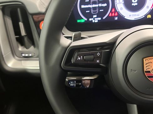 New 2026 Porsche Cayenne Coupe image 17