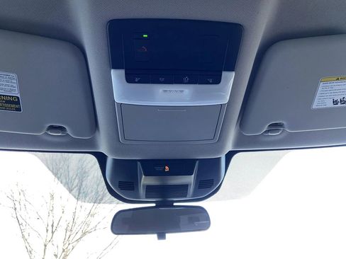 Used 2021 Nissan Rogue SV image 16