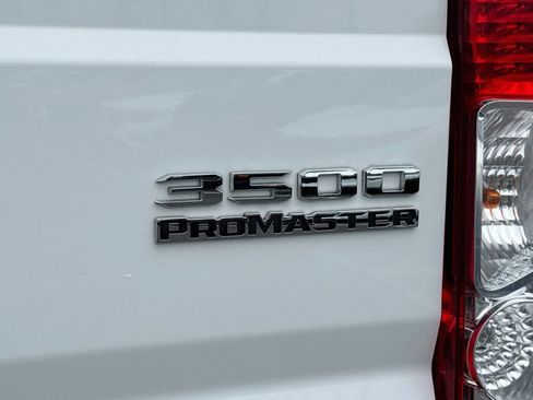 Used 2024 RAM ProMaster 3500 w/ Convenience Group FWD image 8