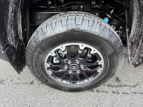 Used 2025 Toyota Tundra SR5 image 15