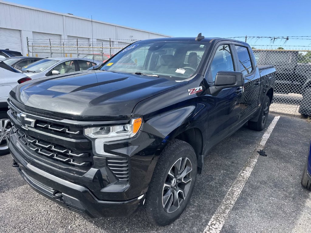 Used 2022 Chevrolet Silverado 1500 RST AWD/4WD image 6