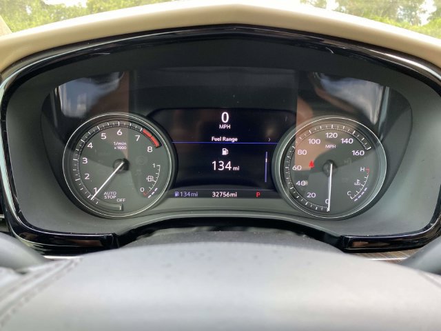 Used 2024 Cadillac XT6 Premium Luxury w/ Platinum Package FWD image 17
