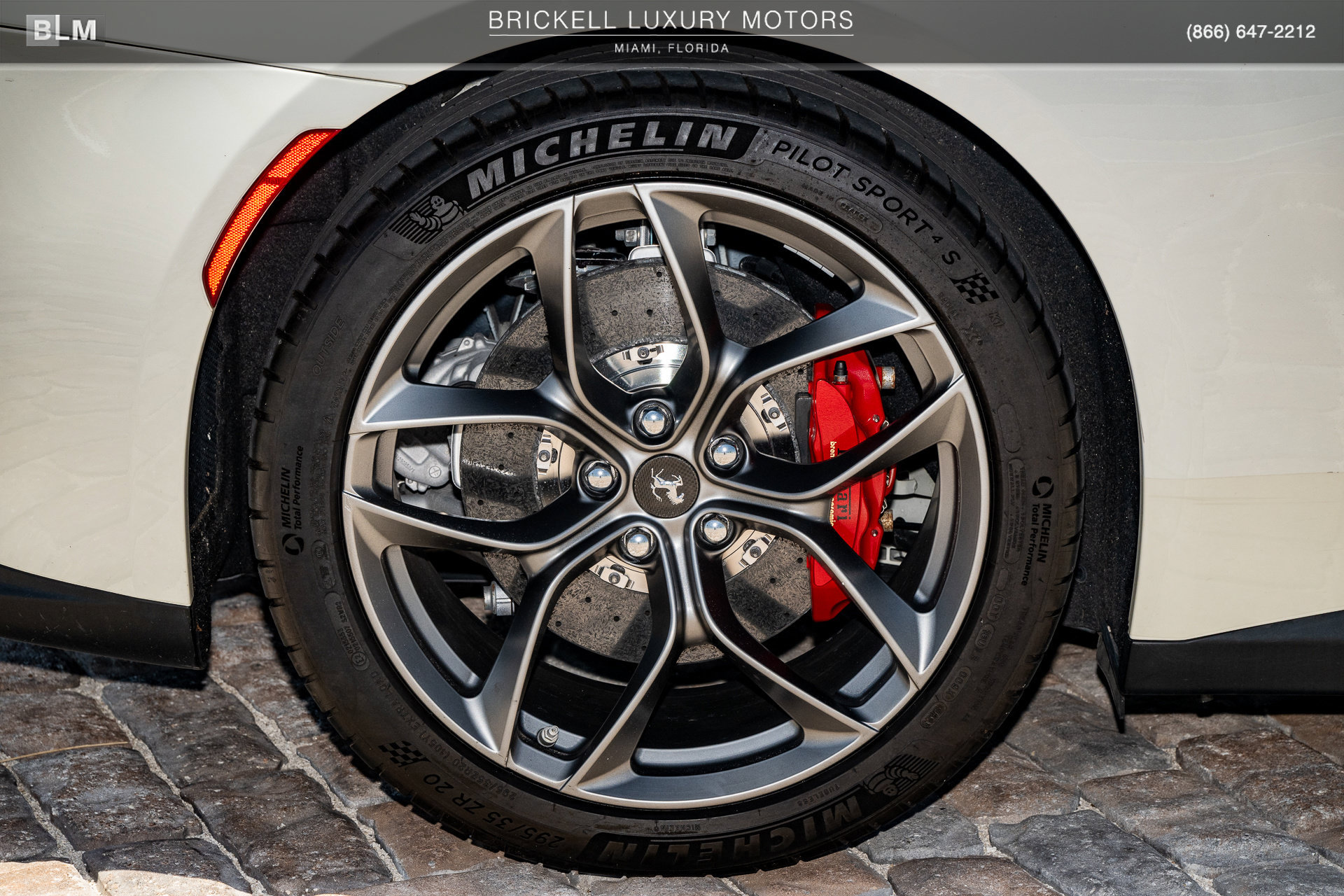 Used 2018 Ferrari GTC4Lusso T RWD image 49