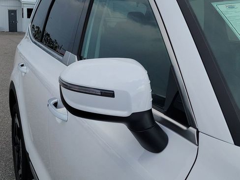 Used 2025 Kia Telluride S FWD image 8