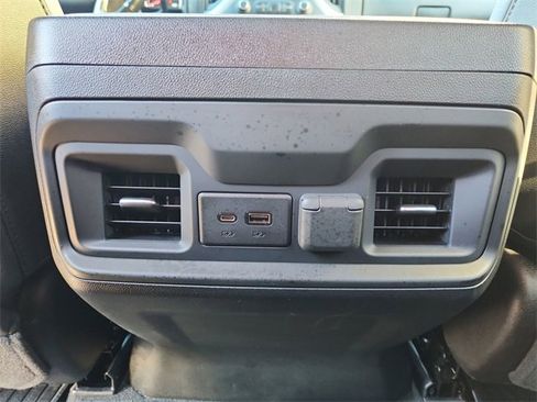 Used 2022 Chevrolet Silverado 1500 LT Trail Boss w/ LT Trail Boss Premium Package image 21