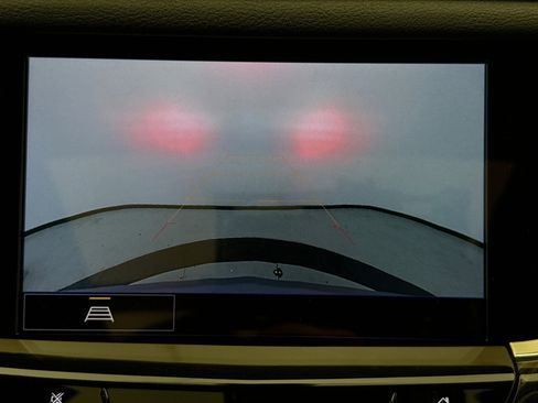 Used 2022 Cadillac XT6 Premium Luxury image 16