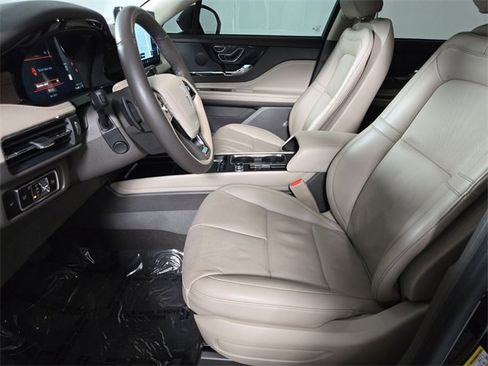 Certified 2024 Lincoln Corsair Reserve w/ Equipment Group 201A image 11