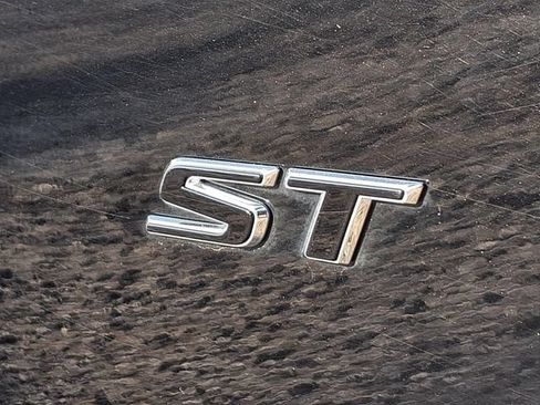 Certified 2025 Buick Envision Sport Touring AWD/4WD image 28
