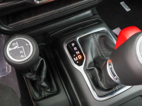 New 2026 Jeep Wrangler Unlimited Sahara AWD/4WD image 24