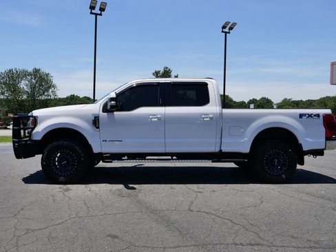 Used 2020 Ford F250 Lariat w/ Lariat Ultimate Package AWD/4WD image 5