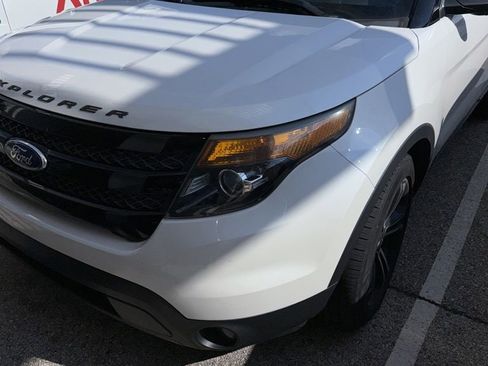 Used 2014 Ford Explorer Sport w/ Equipment Group 401A AWD/4WD image 4