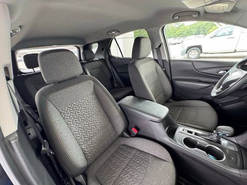 Used 2024 Chevrolet Equinox LT FWD image 18