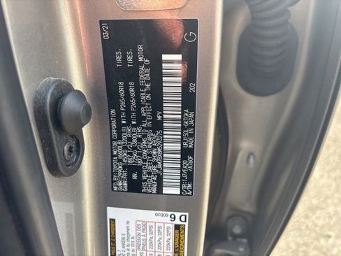 Used 2021 Lexus GX 460 Premium w/ Premium Package AWD/4WD image 10
