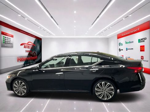 Used 2023 Nissan Altima 2.5 SL FWD image 4