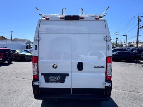 Used 2025 RAM ProMaster 2500 w/ Convenience Group FWD image 6