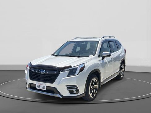 Used 2023 Subaru Forester Touring AWD/4WD image 1