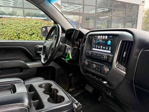 Used 2018 Chevrolet Silverado 1500 LT w/ All Star Edition image 28