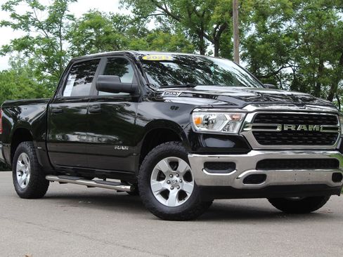 Used 2023 RAM 1500 Big Horn AWD/4WD image 1