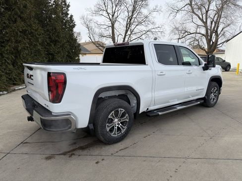 New 2026 GMC Sierra 1500 SLE w/ Max Trailering Package image 32