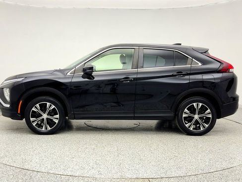 Used 2022 Mitsubishi Eclipse Cross SE image 8