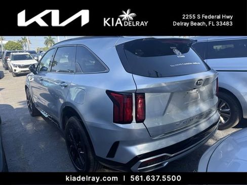 Used 2021 Kia Sorento SX image 8