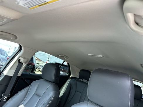 Certified 2023 Buick Envision Essence FWD image 18