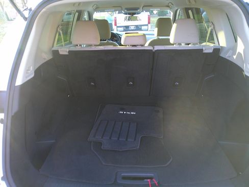 Used 2023 Nissan Rogue SV image 33