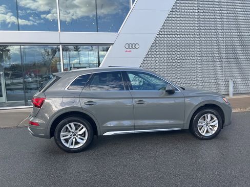 Used 2023 Audi Q5 2.0T Premium w/ Convenience Package image 18